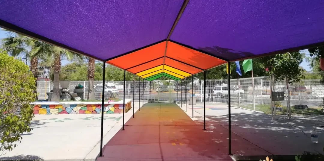malla-sombra-arquitectonica-para-escuelas-pasillos-mexico-gale-pacific