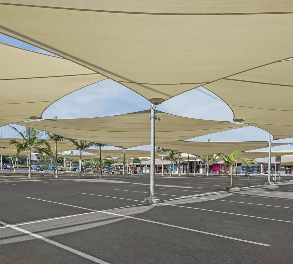 Commercial_Heavy_430_-_Urangan_Central_02_1000_900_75_s_c1
