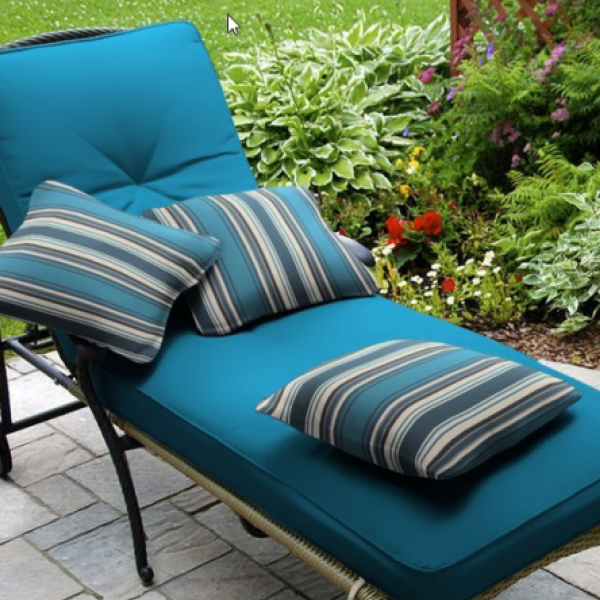 Tela-acrilica-para-muebles-repelente-al-agua-manchas
